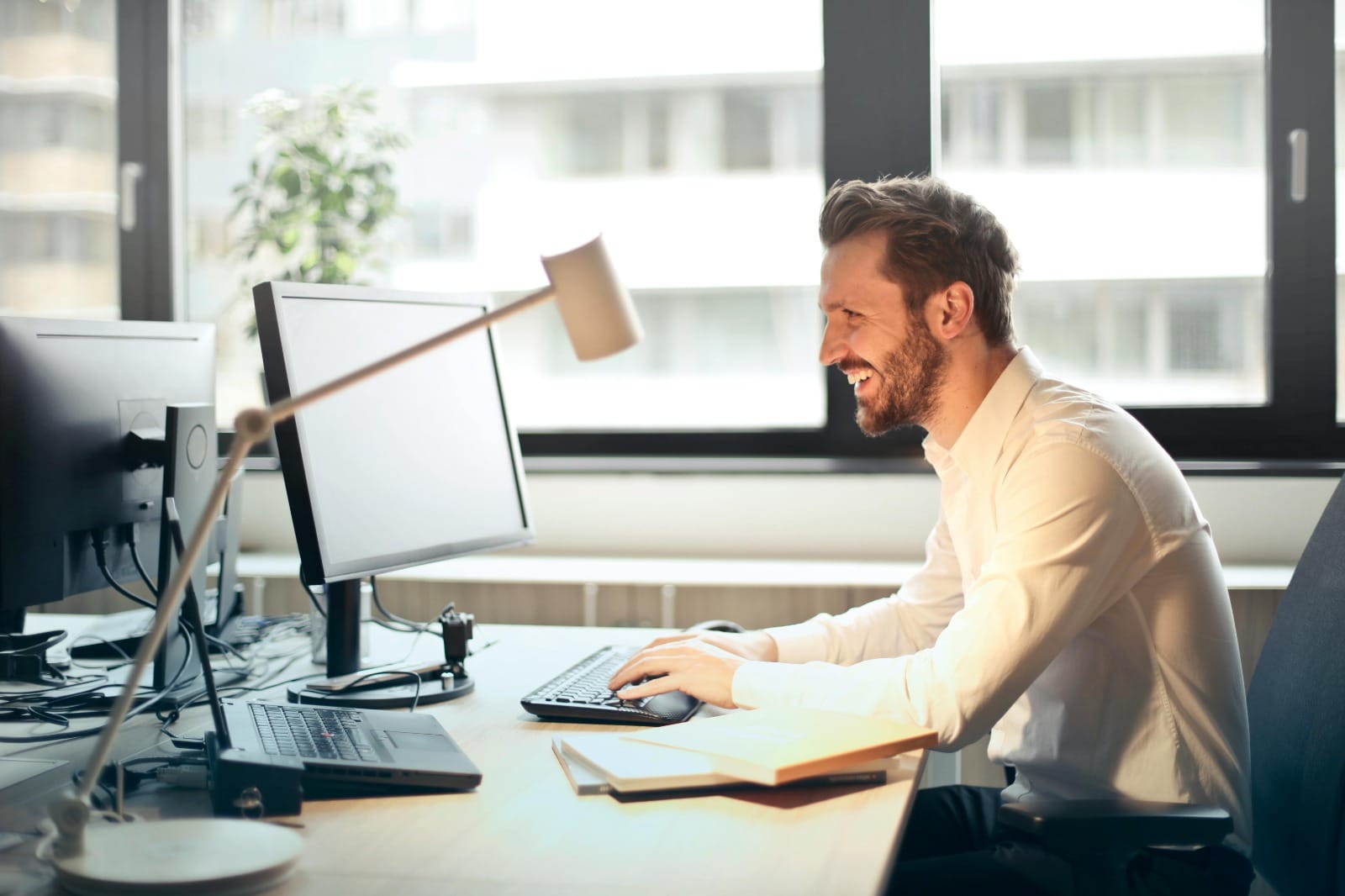 The Connection Between CAGE Codes and Federal Registration